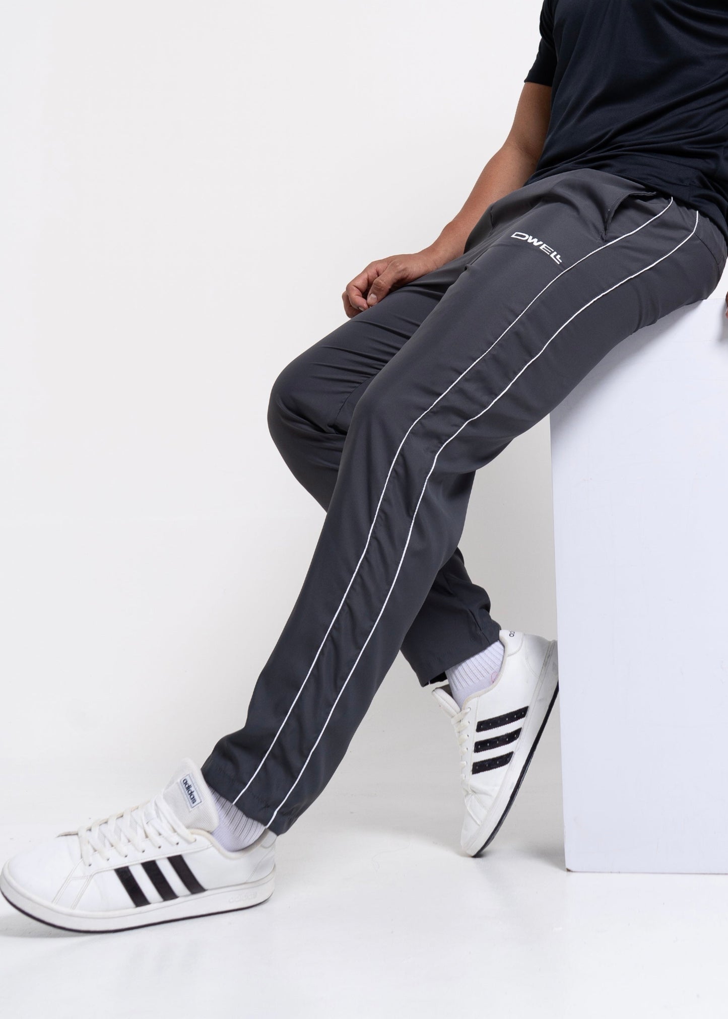 SUDADERA TWO LINE - Dwell